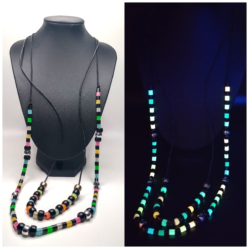GLOW NECKLACE